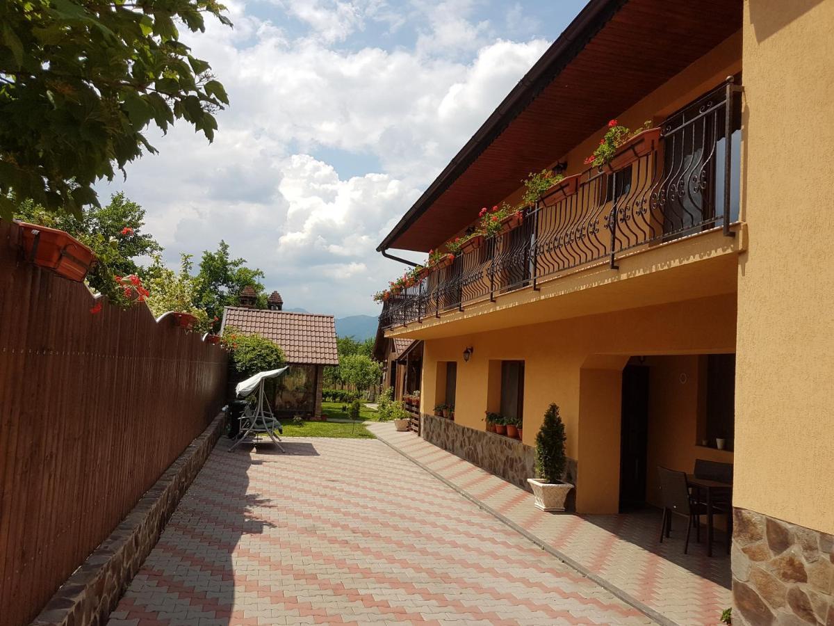Casa Ovesia Villa Săcele Eksteriør bilde