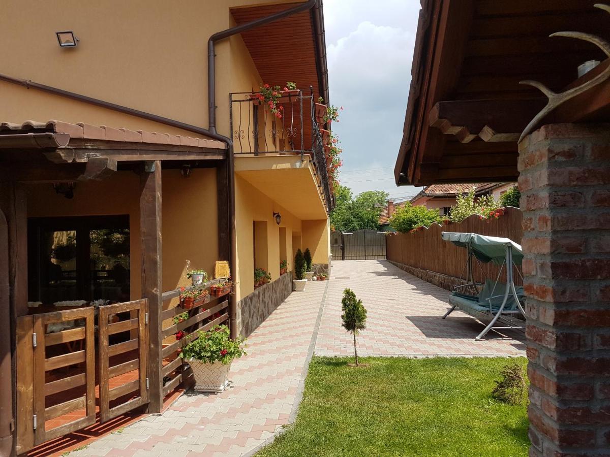 Casa Ovesia Villa Săcele Eksteriør bilde