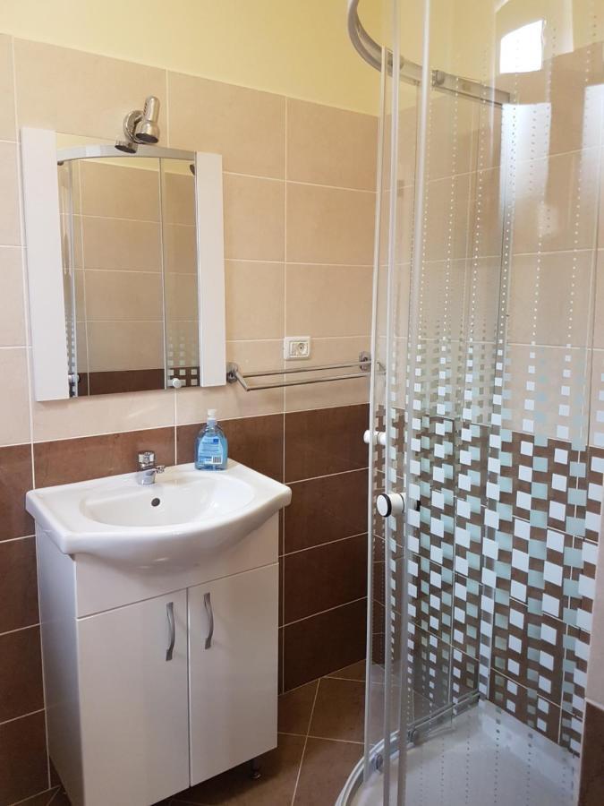 Casa Ovesia Villa Săcele Eksteriør bilde